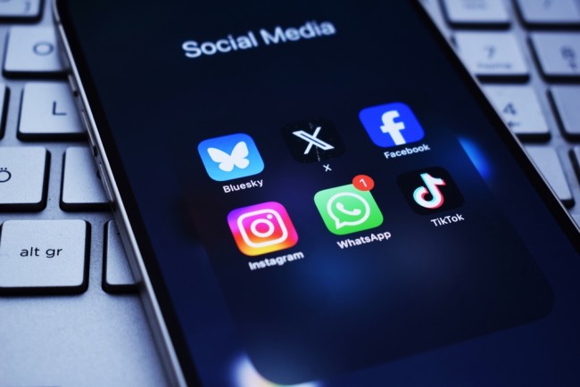 澳大利亞發起限制青少年社交媒體使用的運動