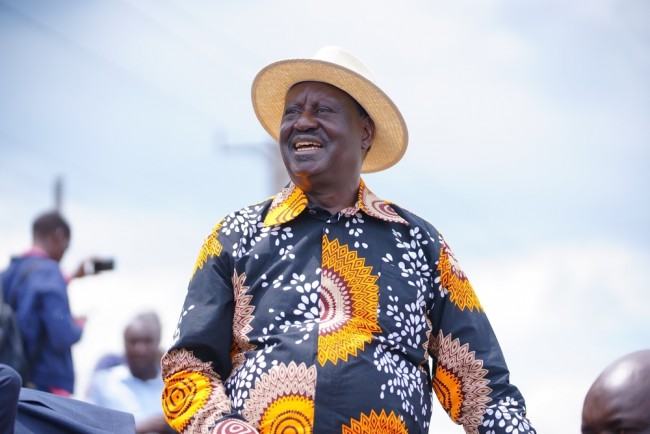 肯亞政治偶像拉伊拉·奧丁加 (Raila Odinga) 去世,享年 80 歲