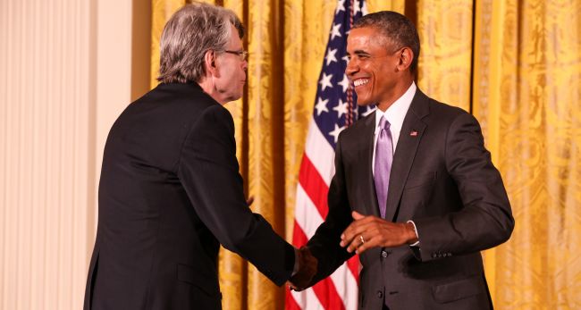 史蒂芬·金稱唐納德·川普的美國是「一個恐怖故事」