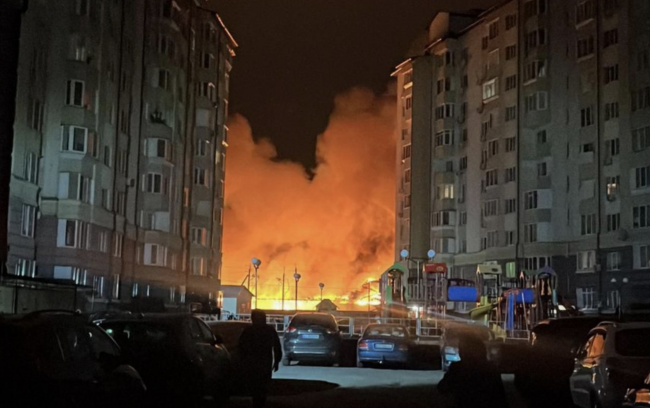 俄羅斯對烏克蘭發動大規模夜間攻擊：650架無人機和51枚飛彈