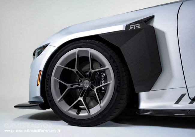 這是全新的 RTR Mustang Spec 5