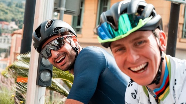 卡洛斯·塞恩斯 （Carlos Sainz） 談到他與塔德伊·波加卡爾 （Tadej Pogacar） 的友誼：“他是一個超級謙虛、非常腳踏實地的人”