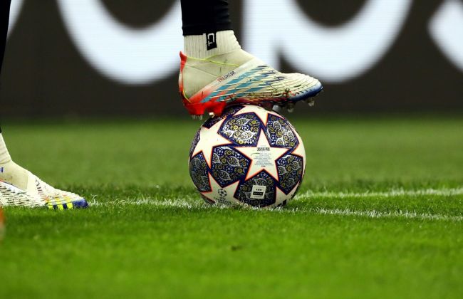 歐冠潰敗之夜:週二打進 43 球