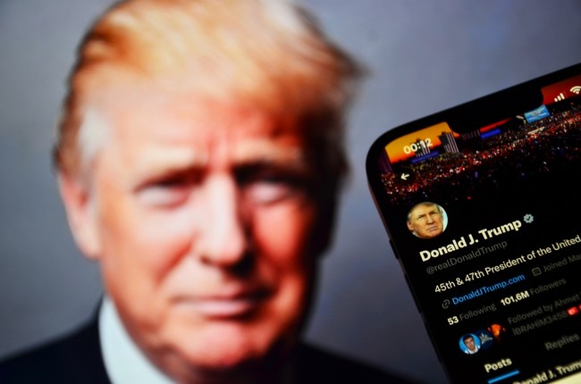 川普抨擊布魯塞爾對馬斯克的罰款是「惡劣的一員」：歐洲正走向「壞方向」