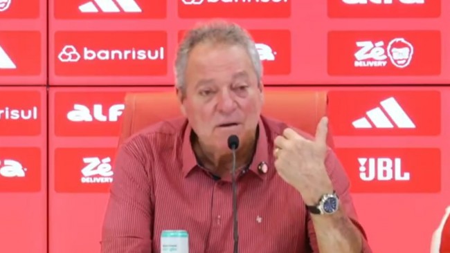 巴西教練在發表恐同言論後不幸道歉：「顏色不定義性別，定義的是品格」