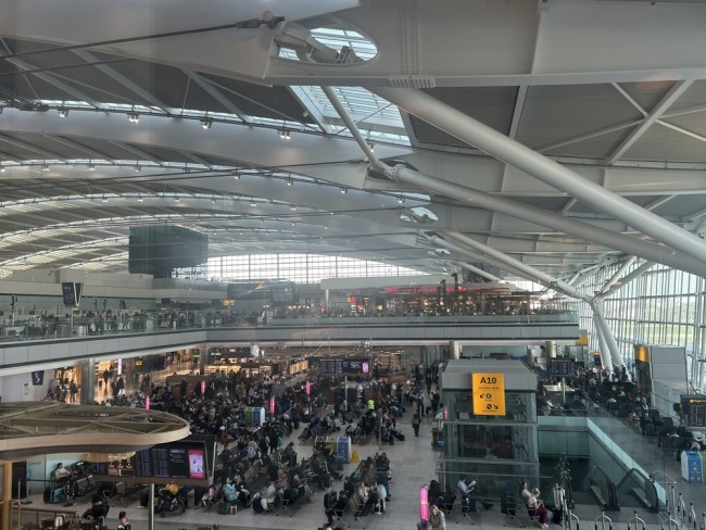 網路攻擊擾亂了歐洲主要機場的航班