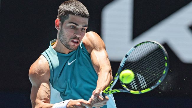 確認：卡洛斯·阿爾卡拉斯因受傷風險將無法參加戴維斯盃，這可能威脅他在澳洲公開賽的資格