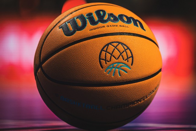 NBA的猶他爵士隊輸給了芝加哥公牛隊，但差距僅差