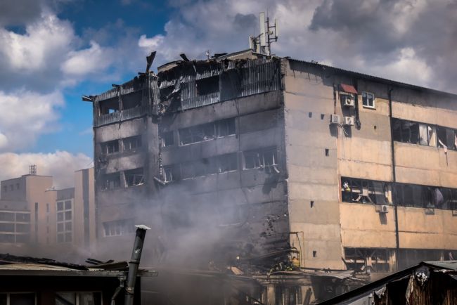 俄羅斯無人機襲擊哈爾科夫,華盛頓和談前