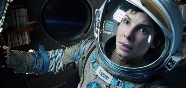 兩名宇航員被困在太空中