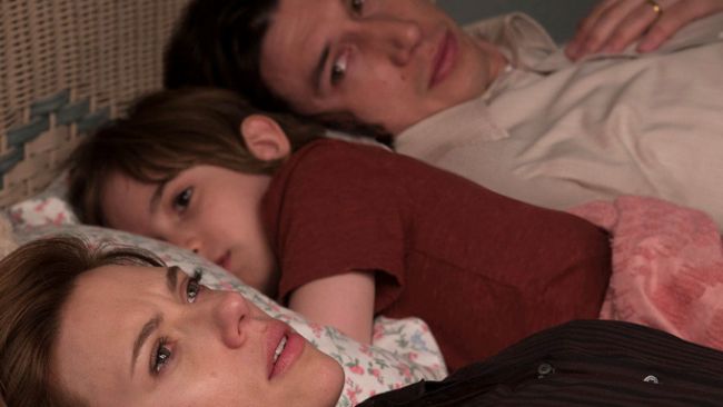 亞當·德賴弗和斯嘉麗·約翰遜被用來驅趕狼