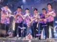 Paper Rex 越過終點線並舉起 Valorant 多倫多大師賽獎盃